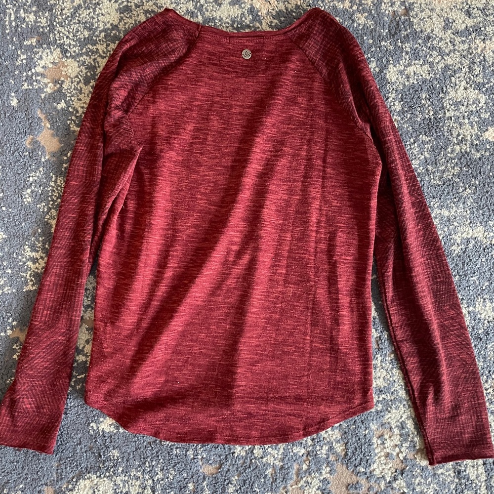 Light Sweater Top - Picture 3 of 6